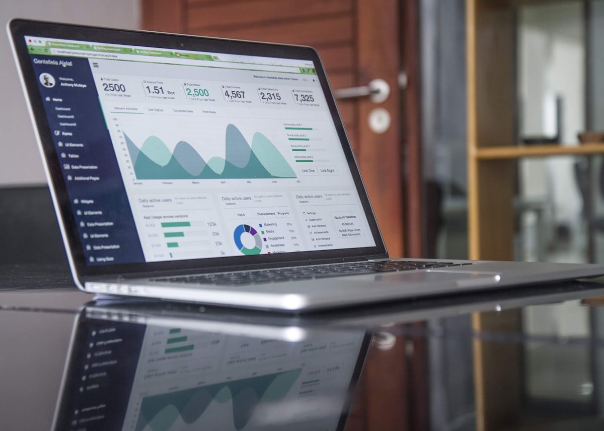 Comptabilité gratuite vs payante : quelle solution choisir ?