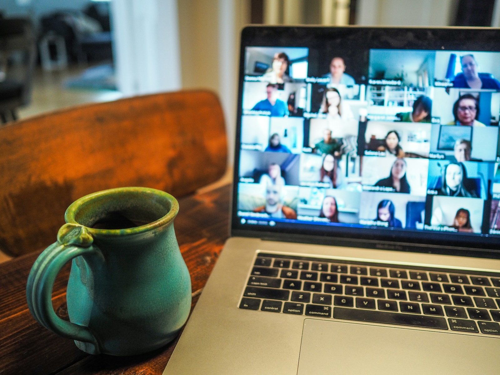Télétravail : comment bâtir une équipe performante à distance